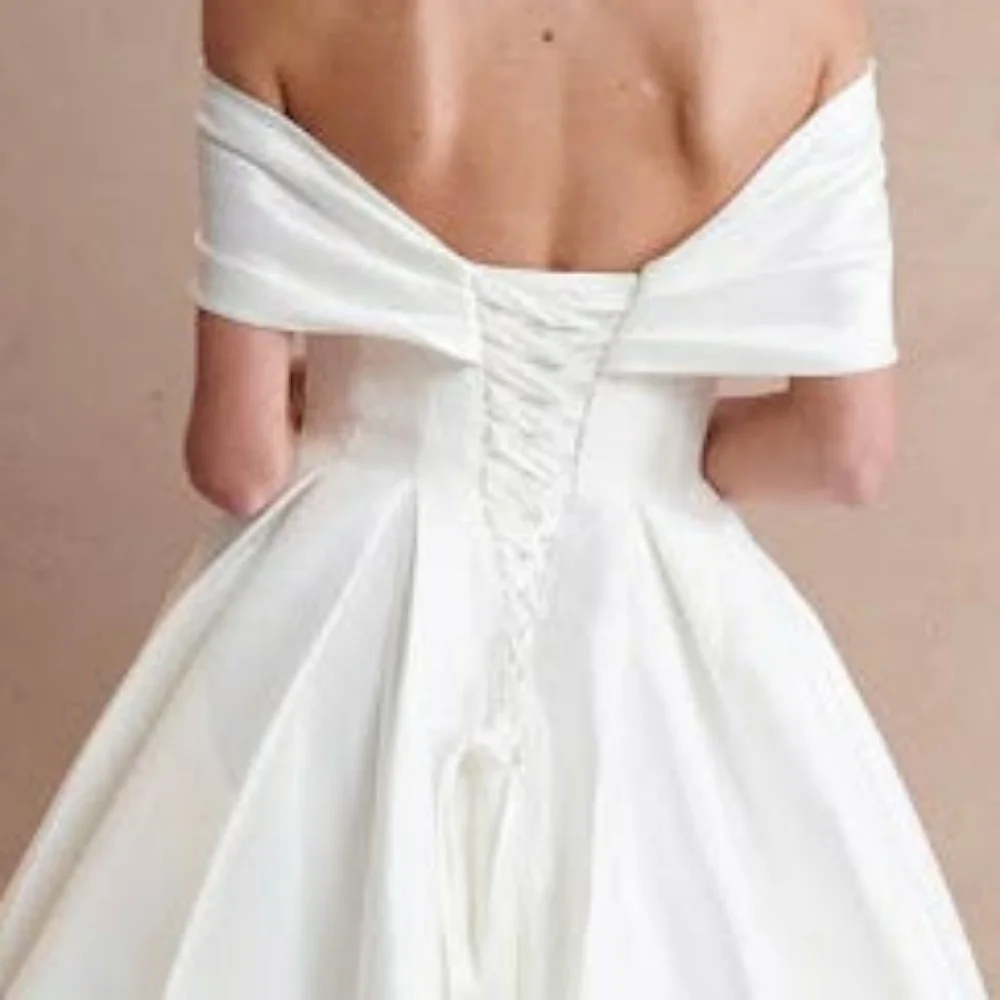 Wedding dress, off white off the shoulder lace up back bridal gown - Picture 4 of 5